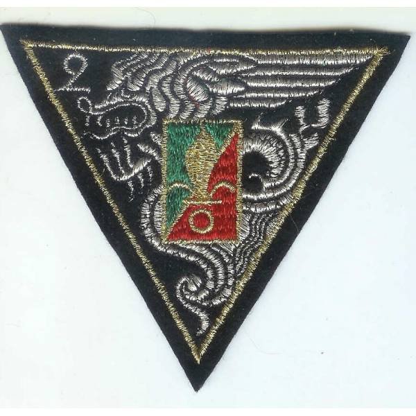 2° Régiment Etranger Parachutiste , tissu brodé de fils d'or et argent, 108x95
