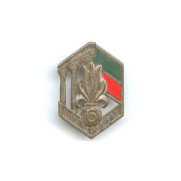 6° Régiment Etranger d'Infanterie , colonnes, argenté, dos pointillé, attache coupée