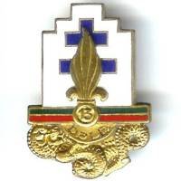13° DBLE , grenade rapportée, vert / rouge, émail, 2 boléros Drago