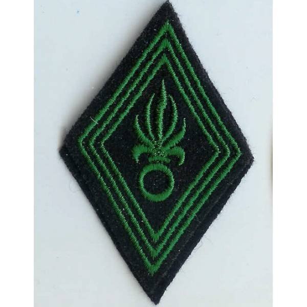 Légion Etrangère , losange de bras militaire du rang, bombe évidée, tissu