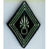 Légion Etrangère , losange de bras militaire du rang, bombe évidée, tissu