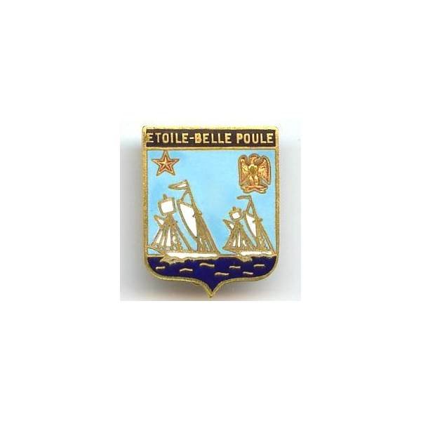 Etoile Belle Poule (goëlette école), voiles blanches, grenu