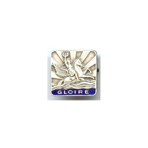 Gloire (croiseur 1937-58) , dos grenu