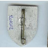 Jules Verne (navire-atelier) , J V sur blanc, aluminium peint