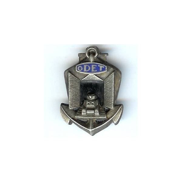 Odet (LST 1949-61, réarmé en 64), boléro oblong à fenêtre
