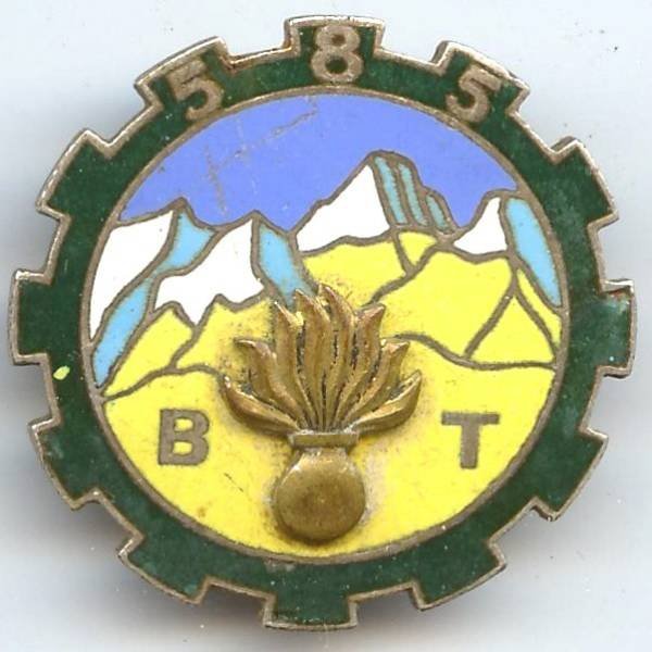 585° Bataillon du Train, dos lisse, éclat d' émail