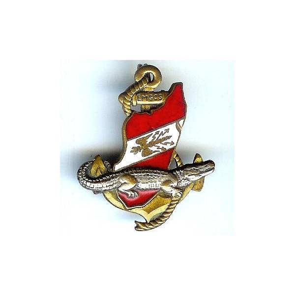 Etat-Major du Cdt Supérieur de Madagascar, attache ressoudée