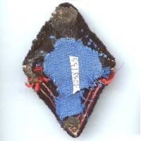 Infanterie Coloniale , losange de bras , tissu brodé sur feutre noir, mauvais état