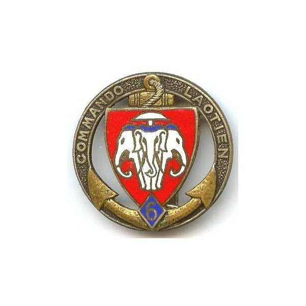 6° Commando Franco-Laotien , éléphants blancs, matriculé 769, patiné, boléro fragile