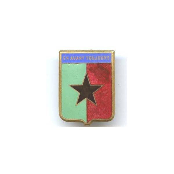49° Bataillon d'Infanterie , en avant toujours, tache sous le rouge, rayures