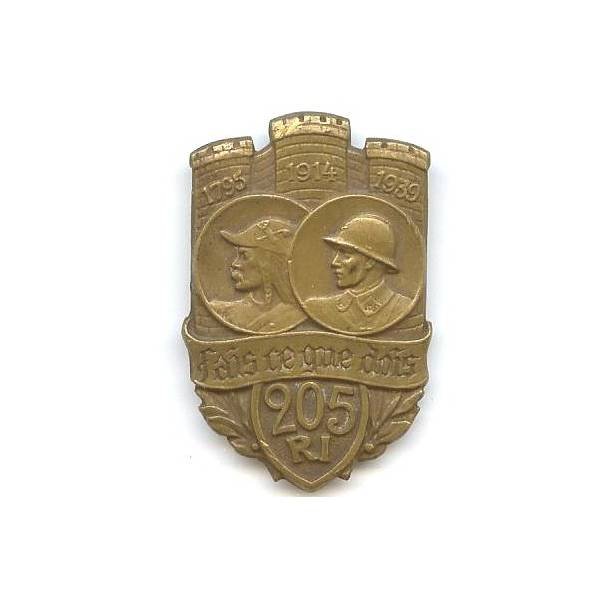 205° Rgt d' Infanterie, tout bronze, 1939, manque 1 anneau