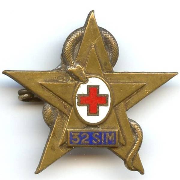 32° SIM, 2 étoiles superposées, émaillé, attache ressoudée