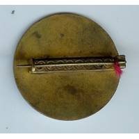 Croix Rouge sur fond blanc, rond d 34, émail