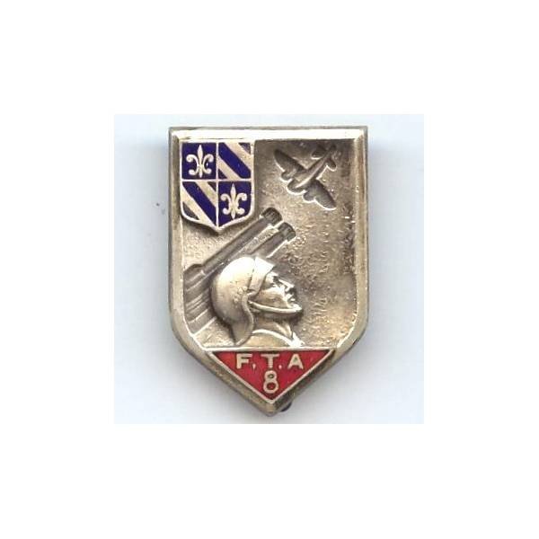 FTA / 8° Région Militaire, écu, lettres et blason argentés