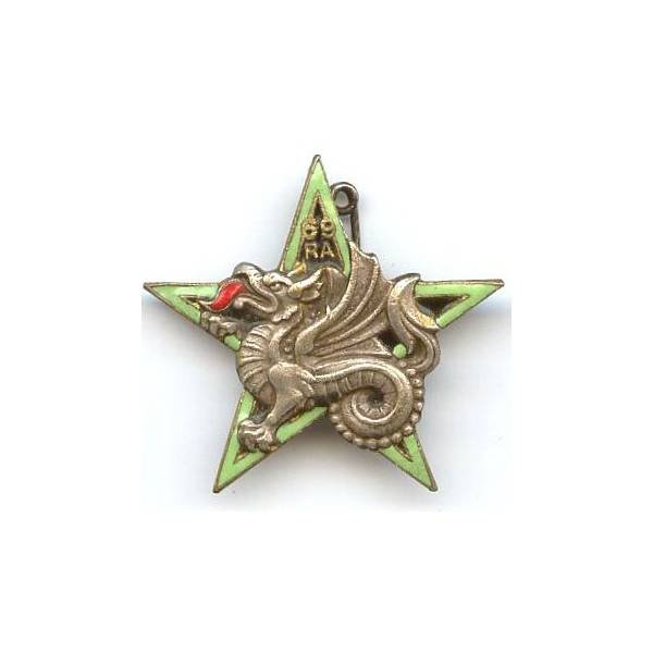 69° Rgt d' Artillerie, étoile vert clair, dragon