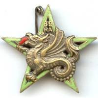 69° Rgt d' Artillerie, vert...