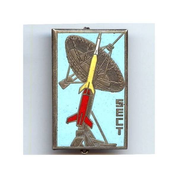 SECT, missile rouge et jaune