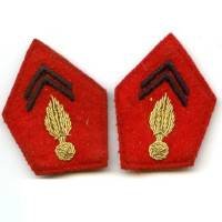 Paire de pattes de col d'...