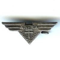 A.N.R.A., ailes, croix de...