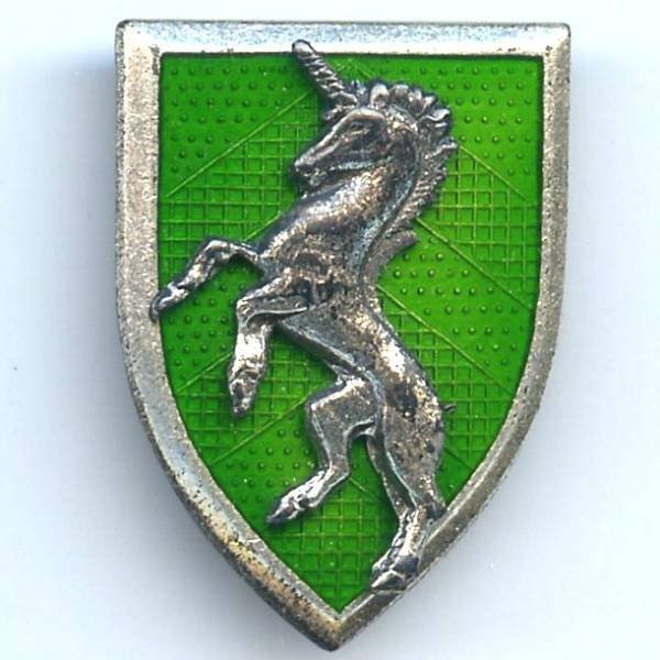 5° Régiment de Chasseurs à Cheval , licorne cabrée, vert translucide, 2 anneaux