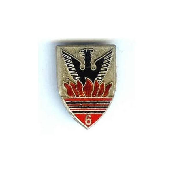 6° RCA, 7 flammes, dos guilloché, 2 boléros