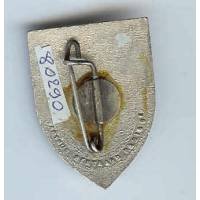 1° Rgt de Cuirassiers, émail grand feu, attache dessoudée