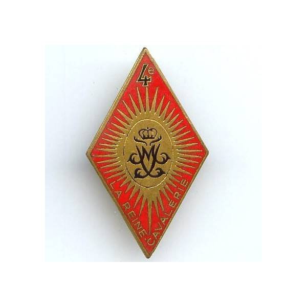 4° Régiment de Cuirassiers , la reine cavalerie , losange, dos lisse, légère écaille