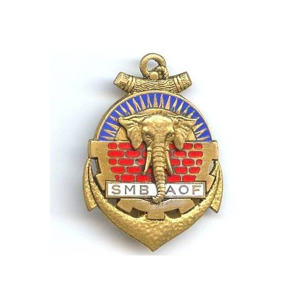 Service Matériels Bâtiments Colo d' AOF, tête d' éléphant