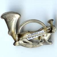 27° Bataillon de Chasseurs Alpins , tigre passant , 38mm, attache à pivot