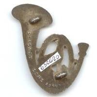 30° Bataillon de Chasseurs à Pied , chamois, en pointe toujours en relief, 30 en relief