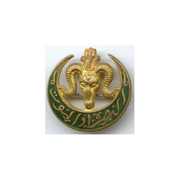 7° Régiment de Tirailleurs Algériens , main orange (serait le Commando de Chasse)