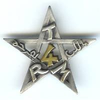 4° Rgt de Tirailleurs Marocains , dos lisse embouti, anneaux