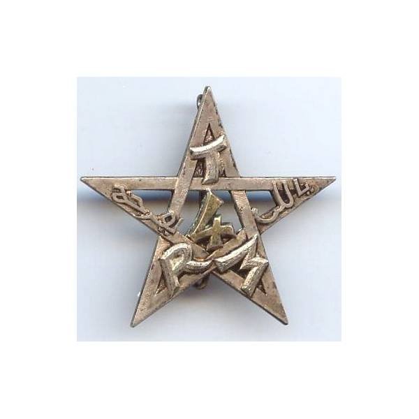 4° Rgt de Tirailleurs Marocains, dos lisse, épingle soudée