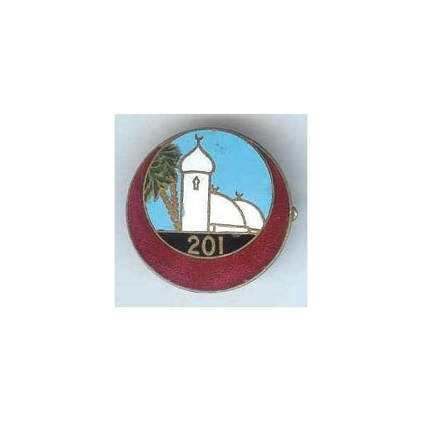 201° BPNA, minaret, rouge translucide, infime écaille