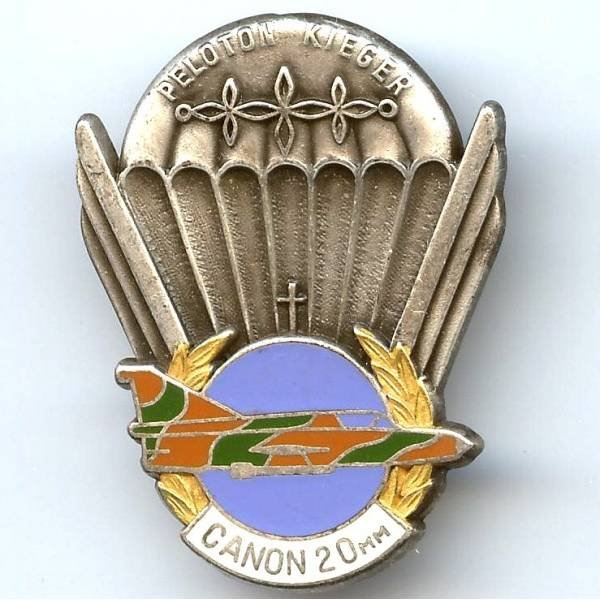 1° Régiment de Hussards Parachutistes / Peloton Kieger / Canon de 20 mm , au dos "St Michel 1985"