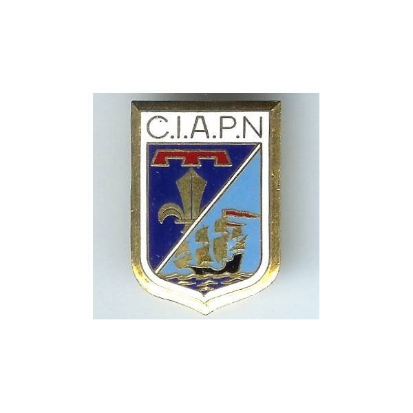 CIAPN, épingle et boléro à fenêtre