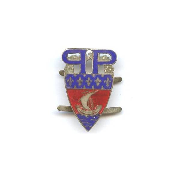 PP Paris, insigne de casquette, émail, 35x23, 4 pattes