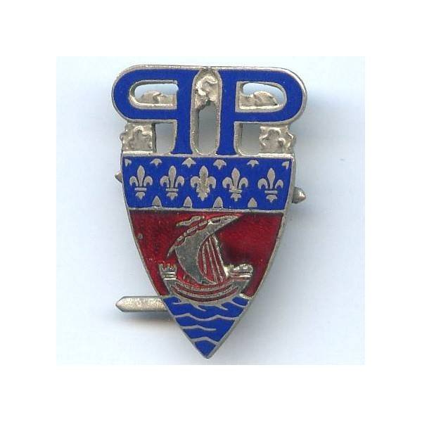 PP Paris, insigne de casquette, émail, 35x23, 3 pattes