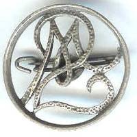 M 2 dans cercle ajouré