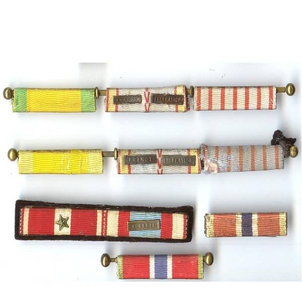 Ensemble de 5 rappels divers avec barrettes