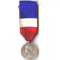 En argent , Médaille du...