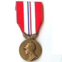 Médaille Marianne casquée ,...