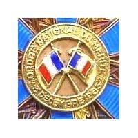 Vermeil, centre or, Ordre National du Mérite, écaille