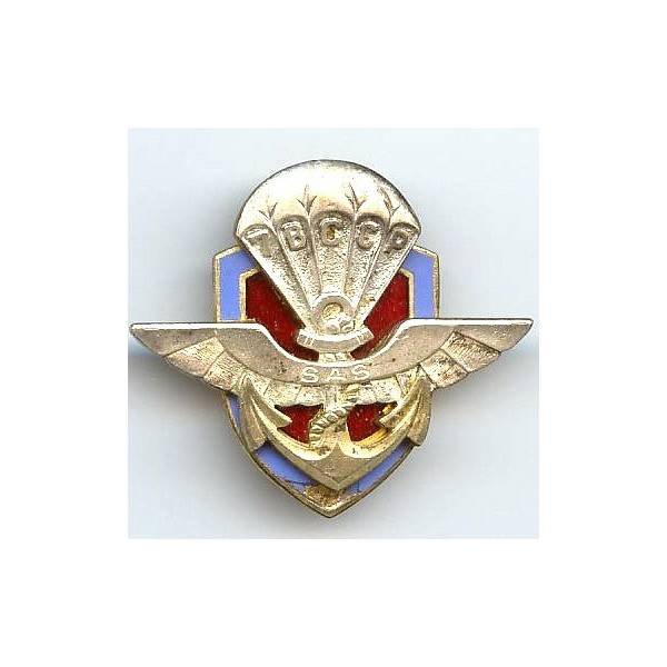 7° Bataillon Colonial de Commandos Parachutistes , guillochage irrégulier, boléros Drago, éclat d' émail