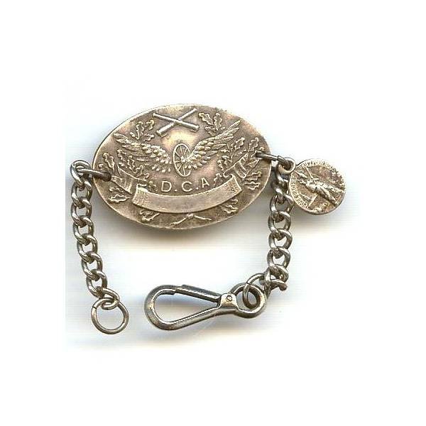 DCA , plaque bracelet "souvenir du fort de la Drette"