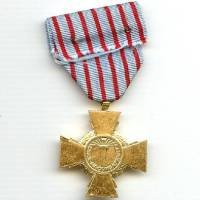 Croix du Combattant , doré, poinçon B R