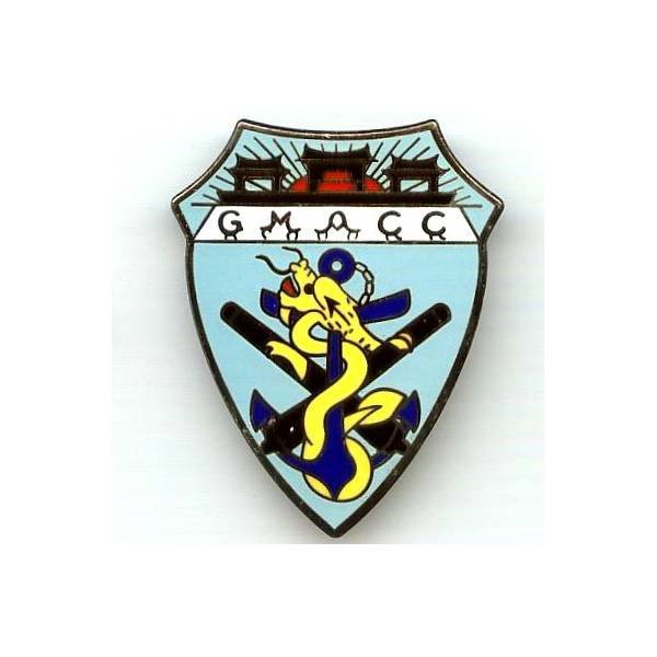 Groupe Mixte d' Artillerie Coloniale de Chine , dragon jaune, émail, retirage du Moyen-Orient