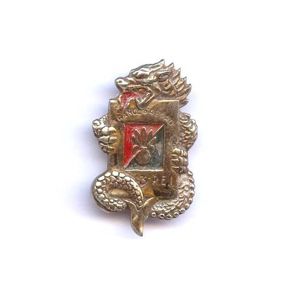 3° Régiment Etranger d'Infanterie en Extrême-Orient , dragon, rouge / vert, chromé, h 46, attache abimée