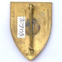 16° Compagnie d'Entretien du Génie , écu, cuirasse noire sur marteau et clé à molette verts, patiné