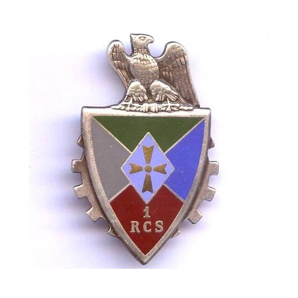 1° Régiment de Commandement et Soutien , blason à plat, dos lisse estampé